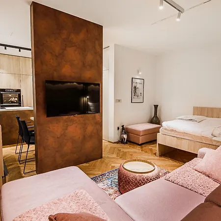 Apartments Slavec With Free Onsite Parking Kranjska Gora Exterior photo