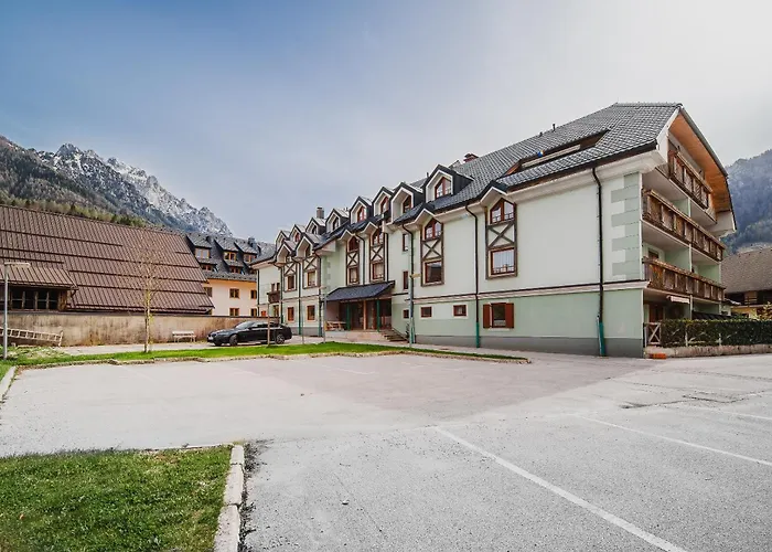 Apartments Slavec With Free Onsite Parking