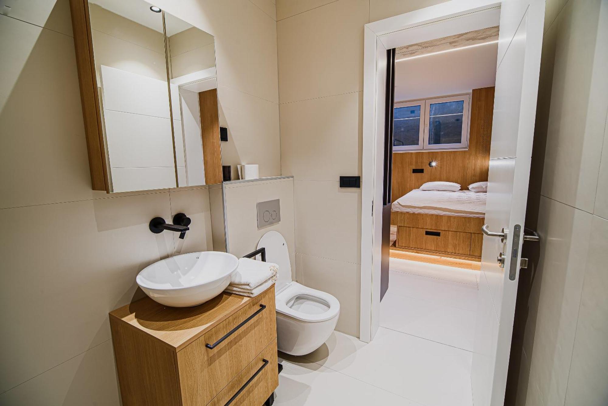 Apartment Slavec With Free Onsite Parking