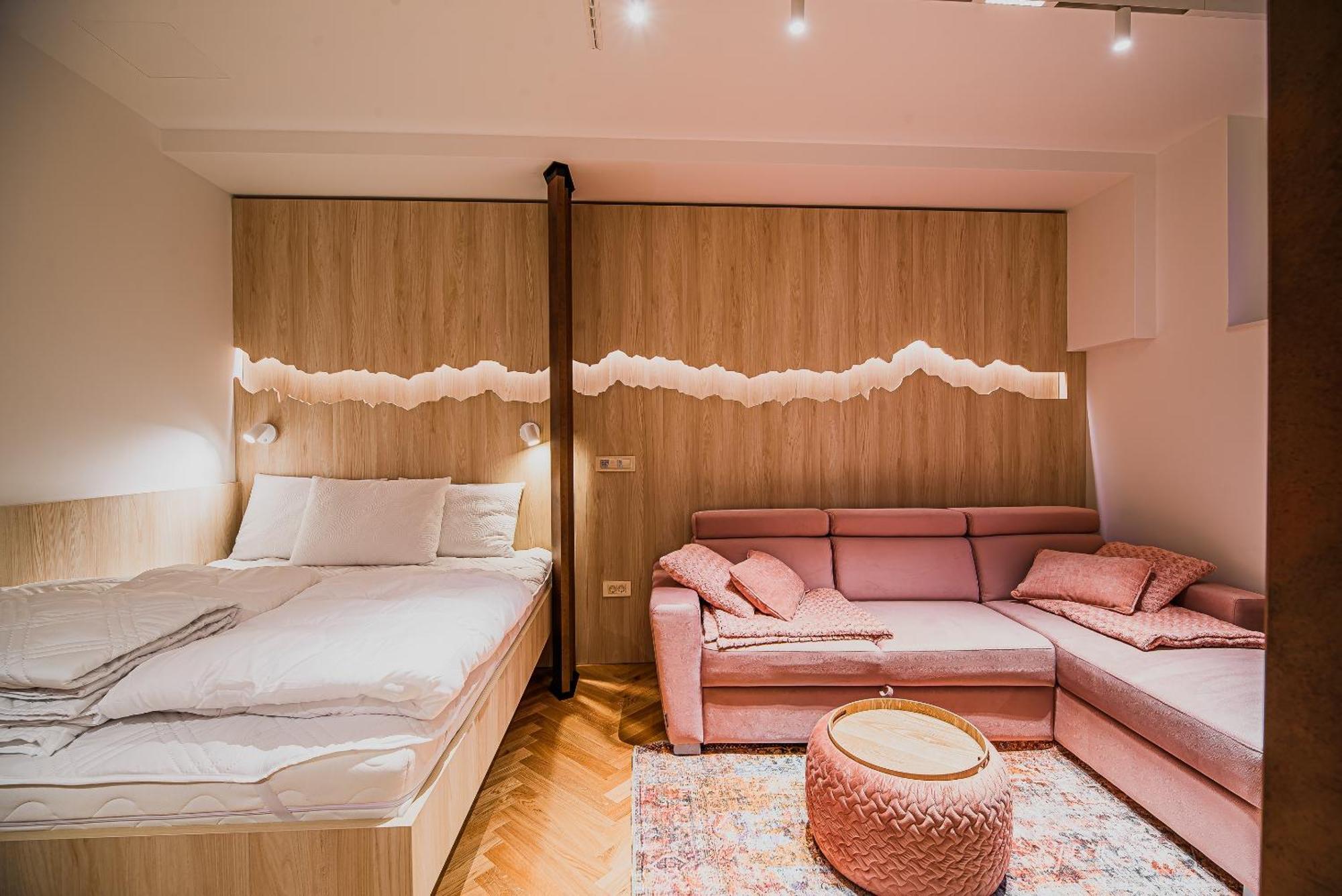 Apartment Slavec With Free Onsite Parking *