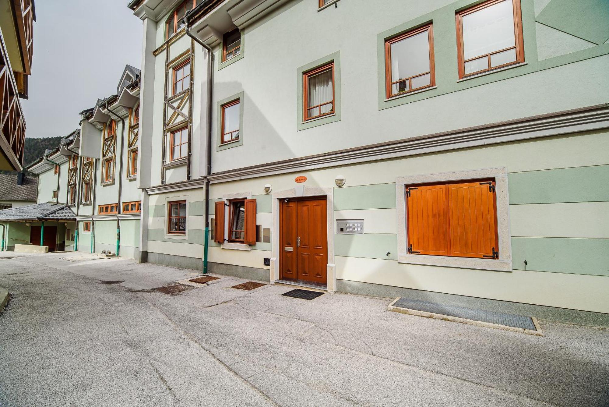 Apartment Slavec With Free Onsite Parking *